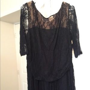 Kiyonna black lace long sleeve dress